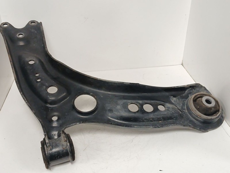 Recambio de brazo suspension inferior delantero derecho para volkswagen golf vii (5g1, bq1, be1, be2) 1.6 tdi referencia OEM IAM