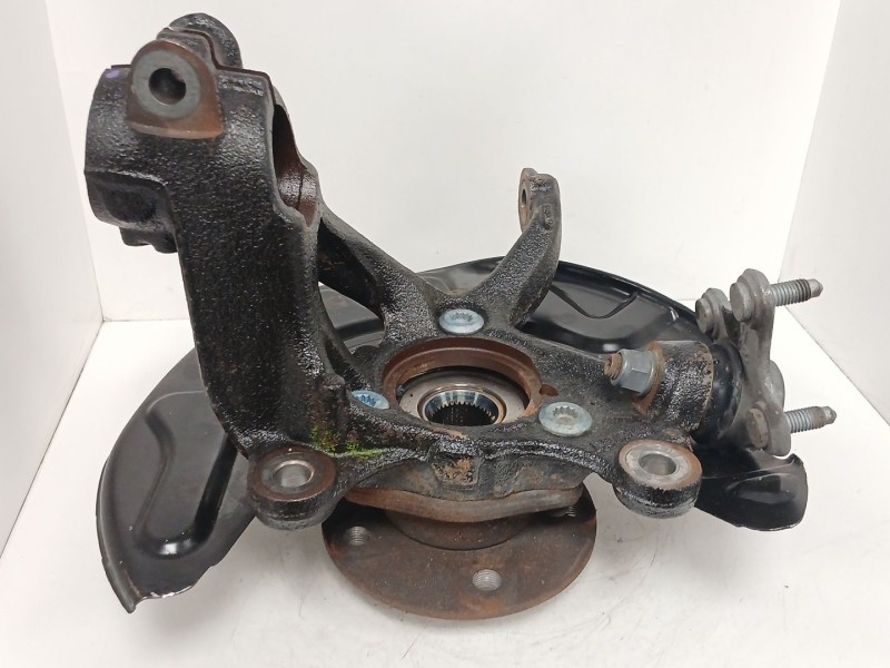 Recambio de mangueta delantera derecha para volkswagen golf vii (5g1, bq1, be1, be2) 1.6 tdi referencia OEM IAM   