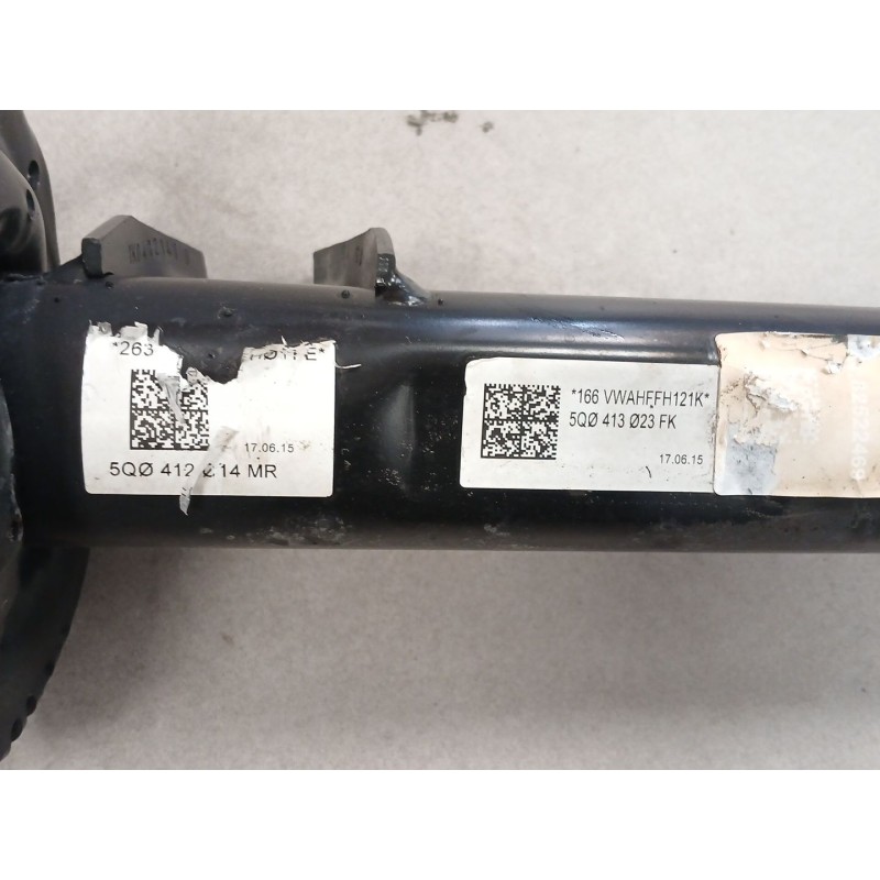 Recambio de amortiguador delantero derecho para volkswagen golf vii (5g1, bq1, be1, be2) 1.6 tdi referencia OEM IAM 5Q0412014MR 