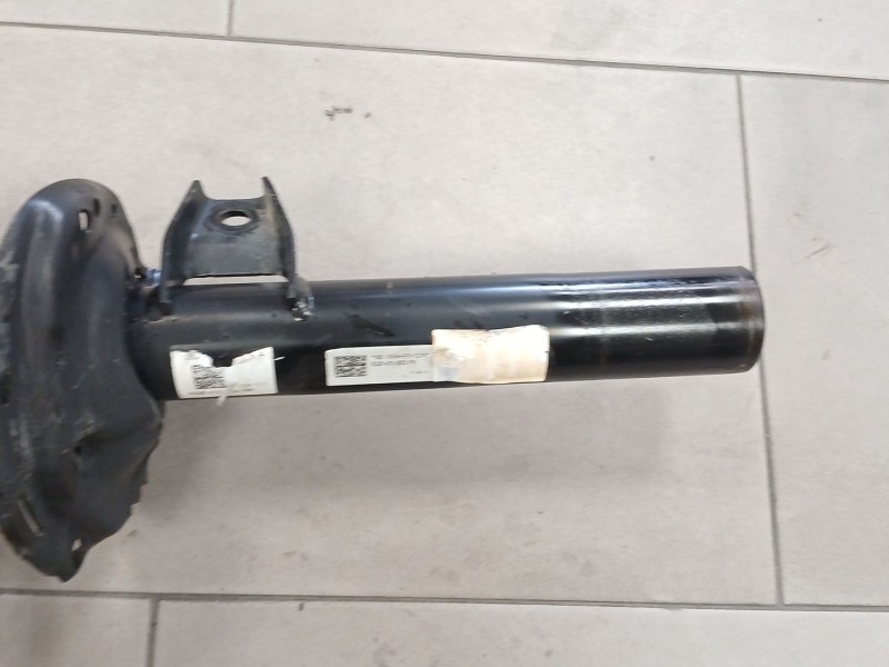 Recambio de amortiguador delantero derecho para volkswagen golf vii (5g1, bq1, be1, be2) 1.6 tdi referencia OEM IAM 5Q0412014MR 