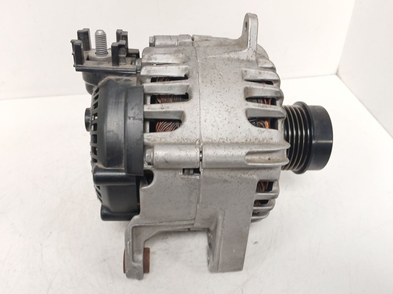 Recambio de alternador para opel astra k (b16) 1.2 turbo (68) referencia OEM IAM 39218019 FG13T157 