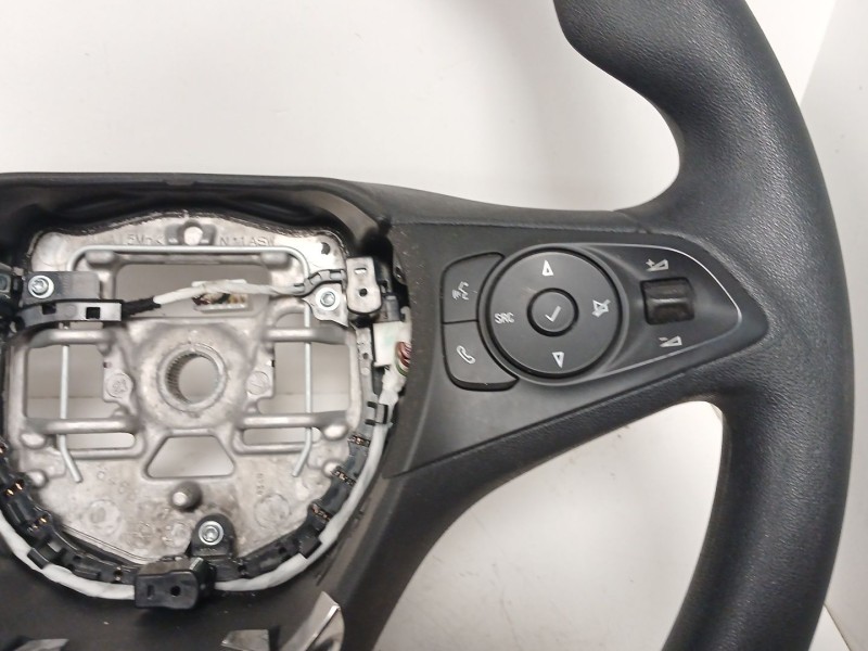 Recambio de volante para opel corsa f (p2jo) 1.5 (68) referencia OEM IAM 2105710393 39196698 