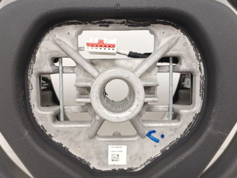 Recambio de volante para opel corsa f (p2jo) 1.5 (68) referencia OEM IAM 2105710393 39196698 