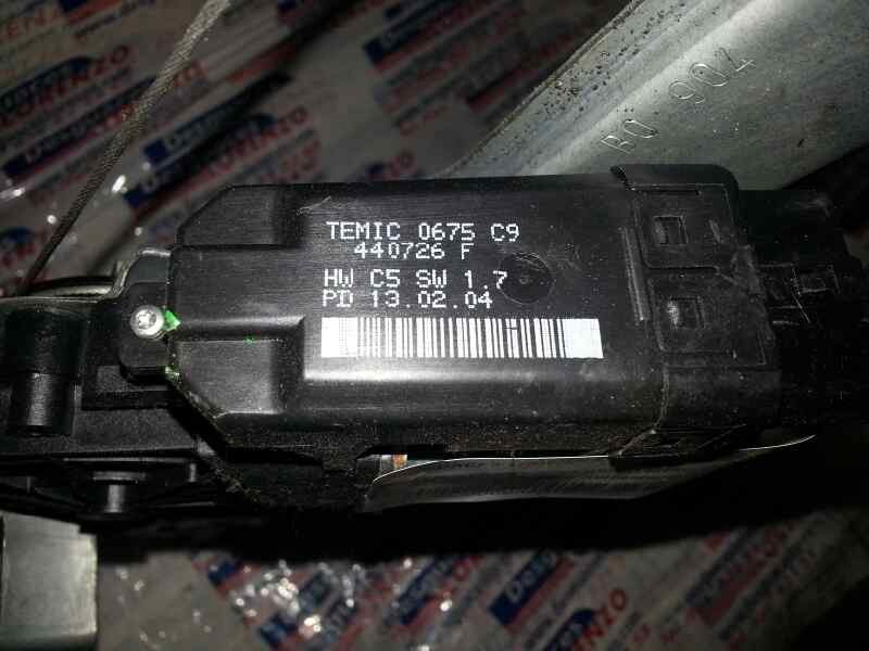 Recambio de elevalunas delantero izquierdo para renault scenic ii authentique referencia OEM IAM 8200646841  