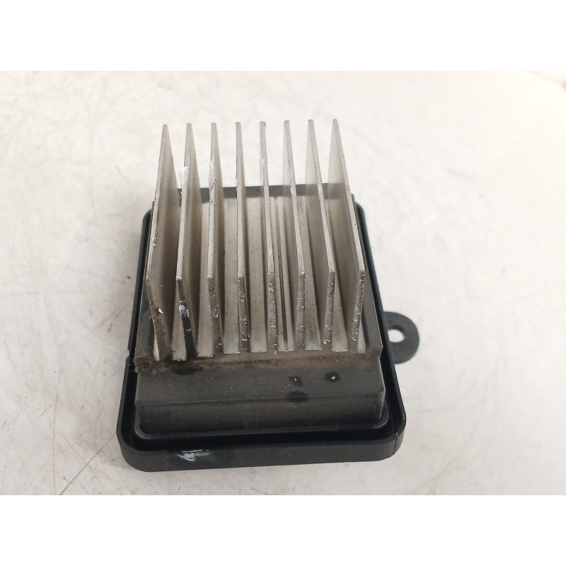 Recambio de resistencia calefaccion para opel corsa f (p2jo) 1.5 (68) referencia OEM IAM 7015011004  