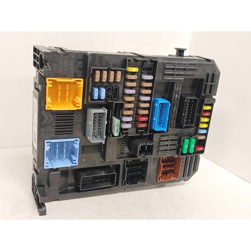 Recambio de caja reles / fusibles para opel corsa f (p2jo) 1.5 (68) referencia OEM IAM BSIEL3 9832880280 CEM00