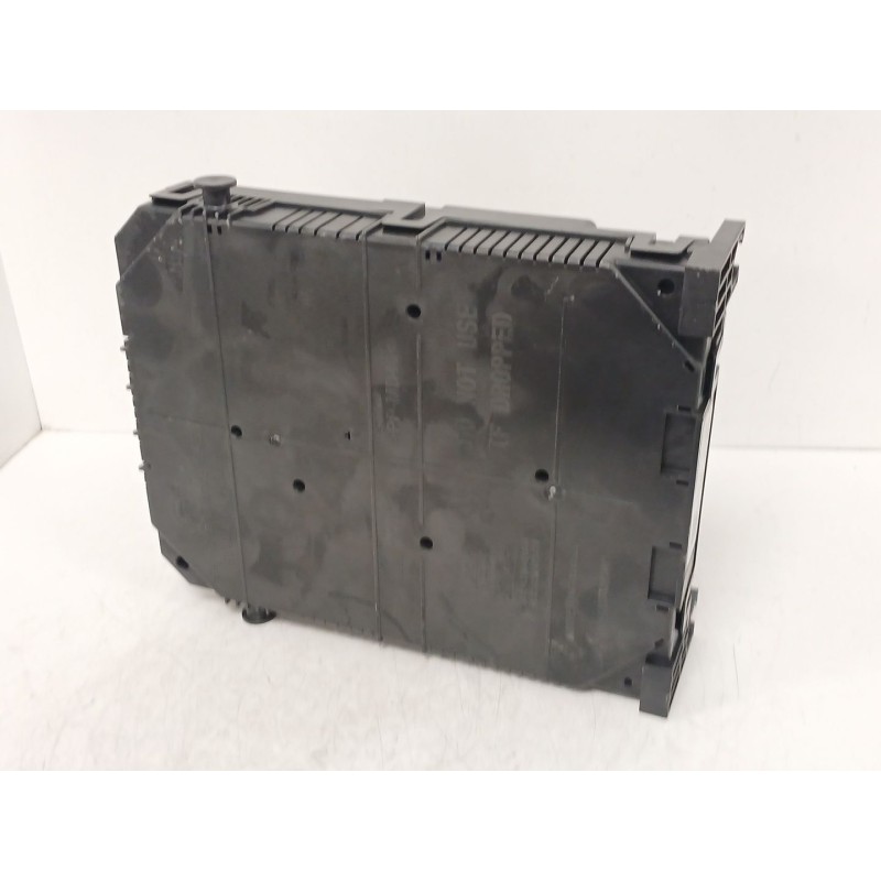 Recambio de caja reles / fusibles para opel corsa f (p2jo) 1.5 (68) referencia OEM IAM BSIEL3 9832880280 CEM00