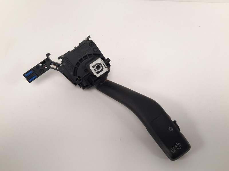 Recambio de mando limpia para seat altea (5p1) arena referencia OEM IAM 1K0953519 CZK03 01203504 Recambio de mando limpia para seat altea (5p1) arena referencia OEM IAM 1K0953519 CZK03 01203504