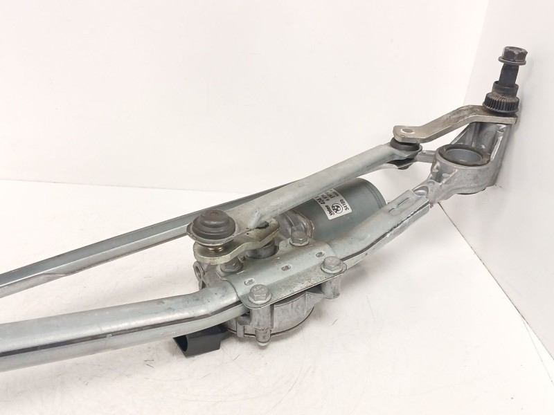 Recambio de motor limpia delantero para bmw 3 (e90) 318 d referencia OEM IAM 687826304 404959 
