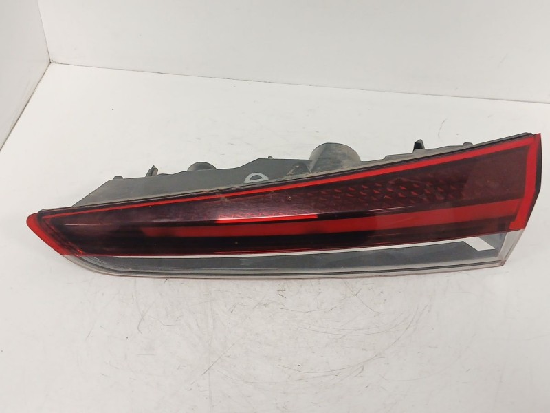 Recambio de piloto trasero derecho interior para renault captur ii (hf_) tce 155 (hfmn) referencia OEM IAM 265501234R 0208359990