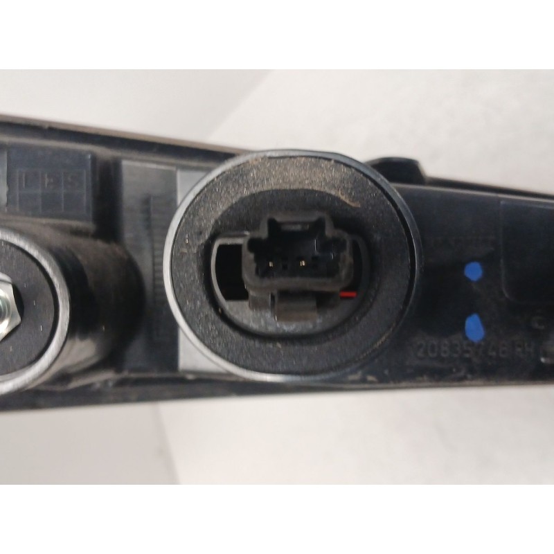 Recambio de piloto trasero derecho interior para renault captur ii (hf_) tce 155 (hfmn) referencia OEM IAM 265501234R 0208359990