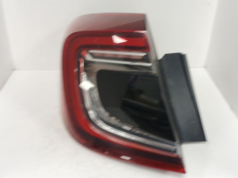 Recambio de piloto trasero izquierdo para renault captur ii (hf_) tce 155 (hfmn) referencia OEM IAM   