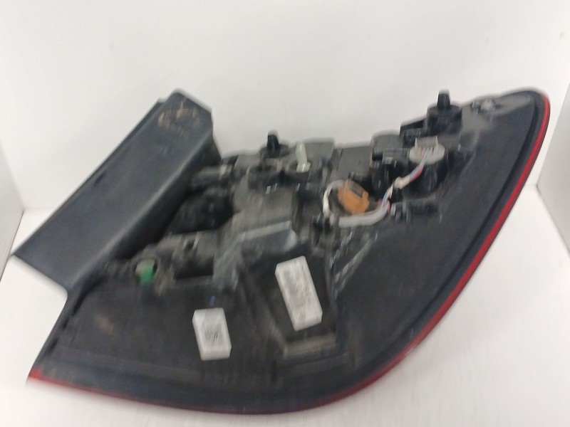 Recambio de piloto trasero izquierdo para renault captur ii (hf_) tce 155 (hfmn) referencia OEM IAM   
