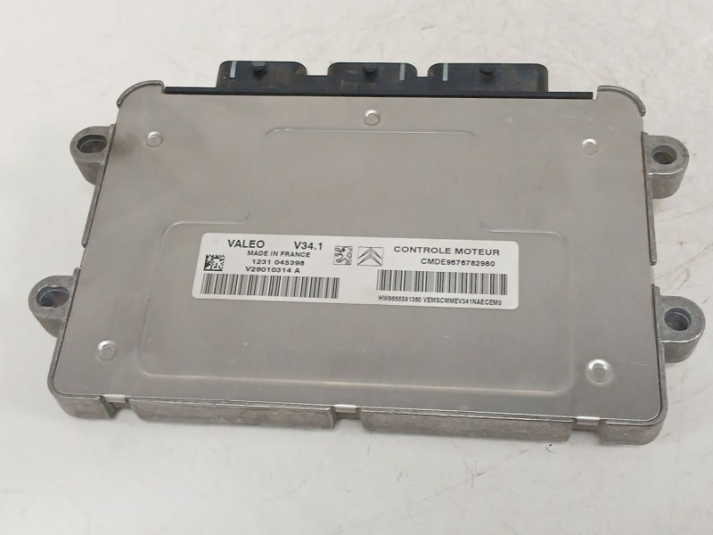 Recambio de centralita motor uce para citroën c3 ii (sc_) 1.4 referencia OEM IAM 1231045398 V29010314A 9676782980
