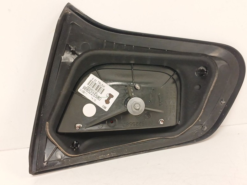 Recambio de piloto trasero izquierdo interior para citroën c3 ii (sc_) 1.4 referencia OEM IAM 9685225580  