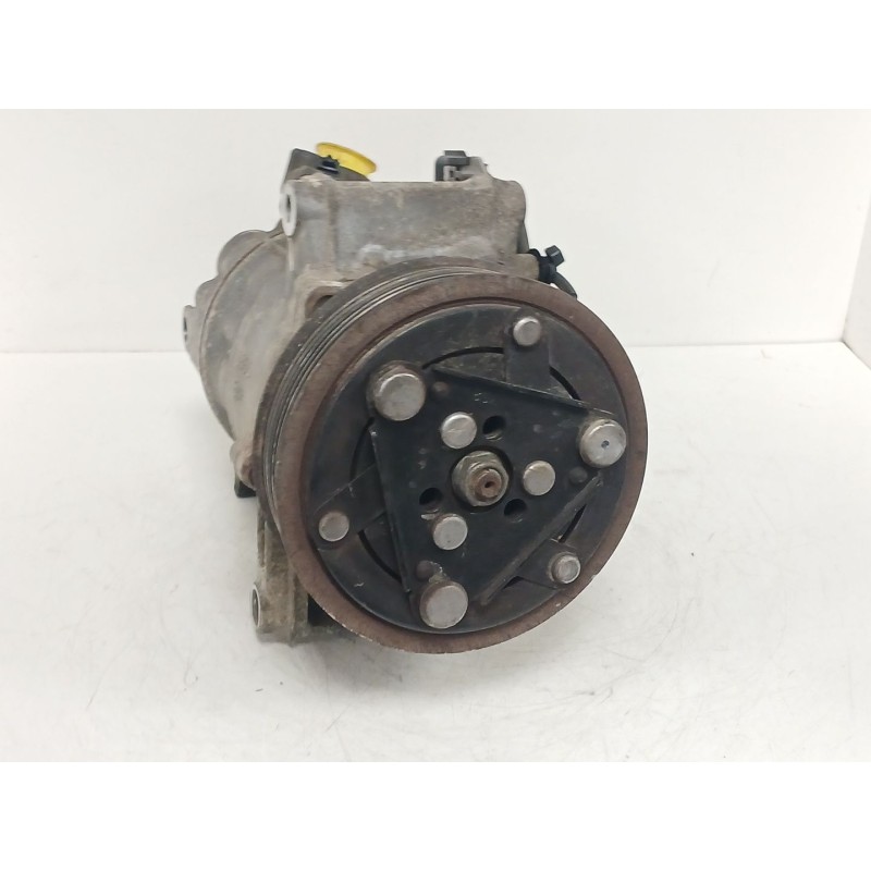 Recambio de compresor aire acondicionado para renault captur ii (hf_) tce 155 (hfmn) referencia OEM IAM 926005450R  