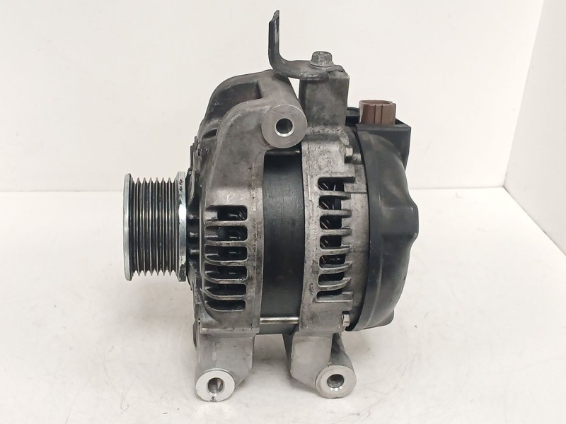 Recambio de alternador para toyota avensis sedán (_t27_) 2.0 d-4d (adt270_) referencia OEM IAM CAL40257GS  