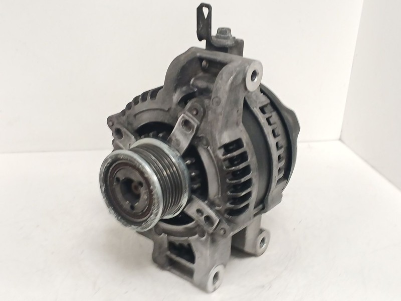 Recambio de alternador para toyota avensis sedán (_t27_) 2.0 d-4d (adt270_) referencia OEM IAM CAL40257GS  