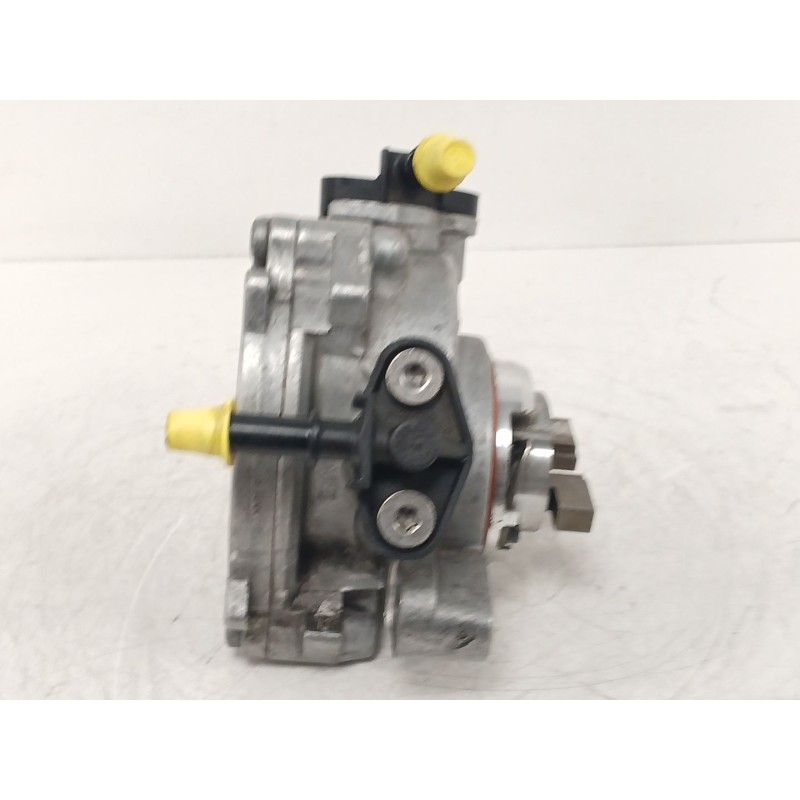 Recambio de depresor freno / bomba vacio para opel corsa f (p2jo) 1.5 (68) referencia OEM IAM 9804021880  