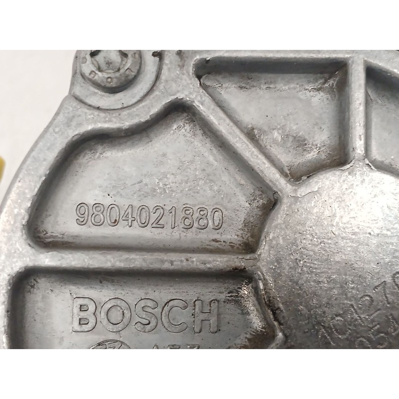 Recambio de depresor freno / bomba vacio para opel corsa f (p2jo) 1.5 (68) referencia OEM IAM 9804021880  
