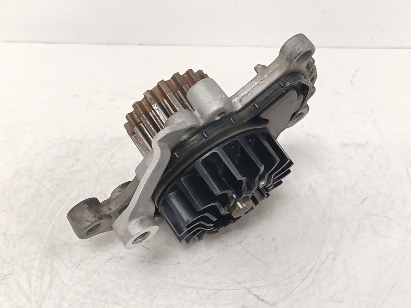 Recambio de bomba agua para opel corsa f (p2jo) 1.5 (68) referencia OEM IAM Z16001023  