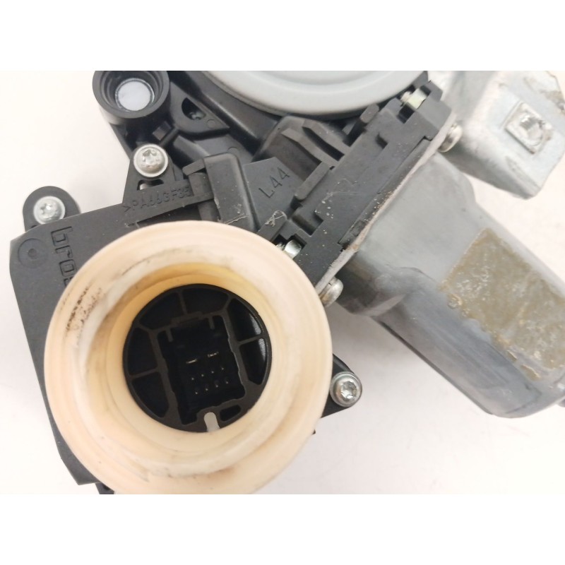 Recambio de elevalunas delantero izquierdo para toyota avensis sedán (_t27_) 2.0 d-4d (adt270_) referencia OEM IAM 8570202020  