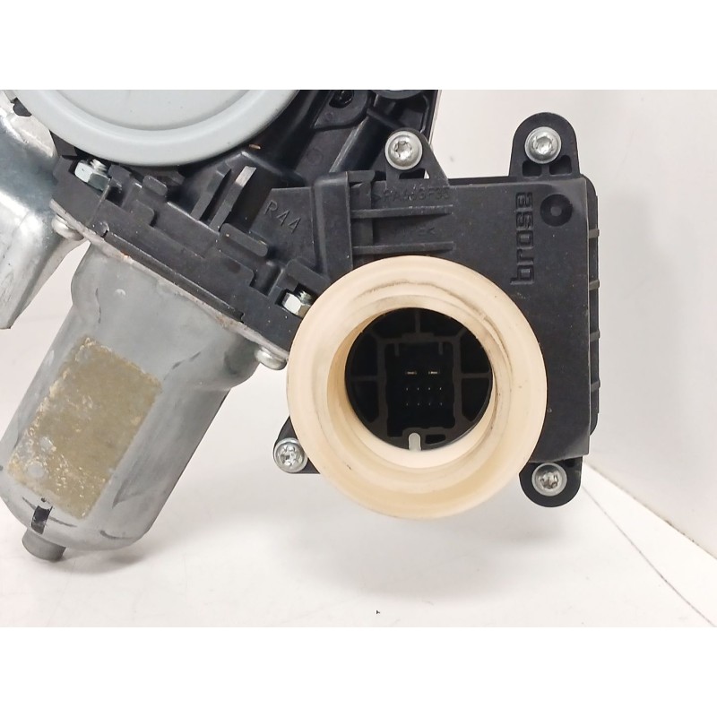 Recambio de elevalunas delantero derecho para toyota avensis sedán (_t27_) 2.0 d-4d (adt270_) referencia OEM IAM 8570102010 9619