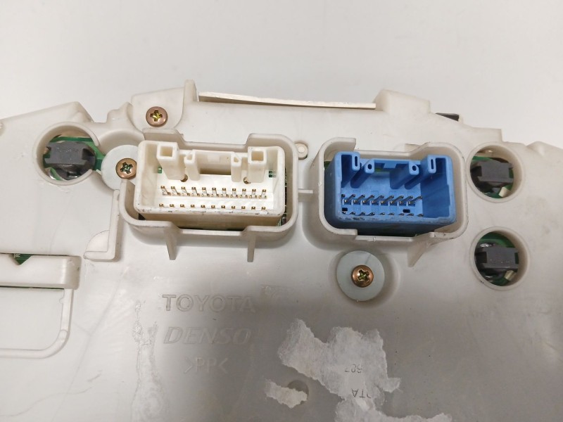 Recambio de cuadro instrumentos para toyota celica (t23) 1.8 16v cat referencia OEM IAM 838002B131  1775104030