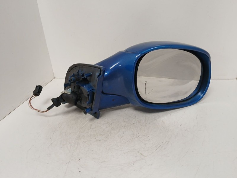 Recambio de retrovisor derecho para citroën c3 1.4 hdi referencia OEM IAM   