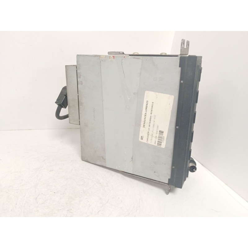 Recambio de sistema audio / radio cd para mitsubishi montero (v60/v70) 3.2 di-d cat referencia OEM IAM   