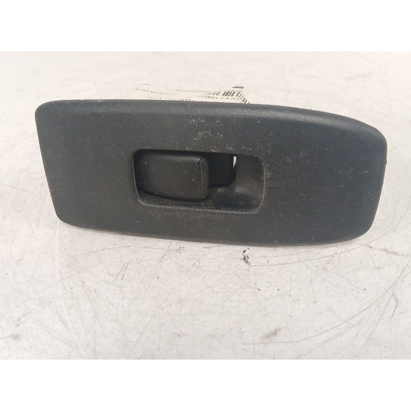 Recambio de mando elevalunas delantero derecho para mitsubishi montero (v60/v70) 3.2 di-d cat referencia OEM IAM MR445652  