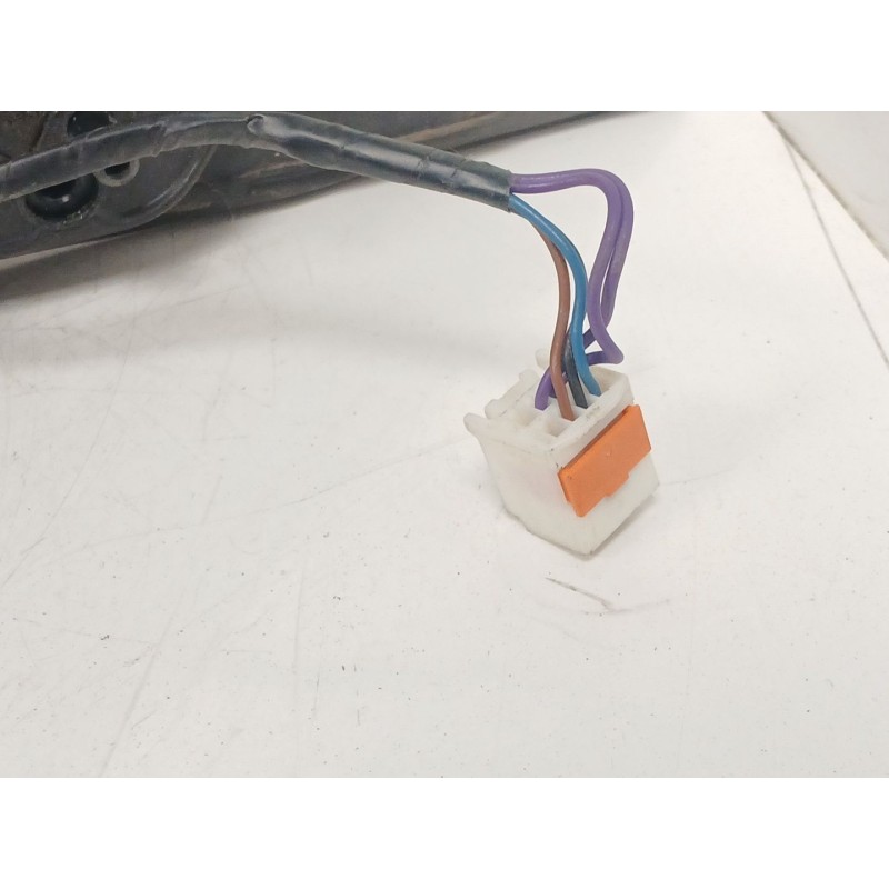 Recambio de retrovisor izquierdo para mazda 6 berlina (gg) 2.0 crtd 120 active (5-ptas.) referencia OEM IAM GR2F6918ZB  