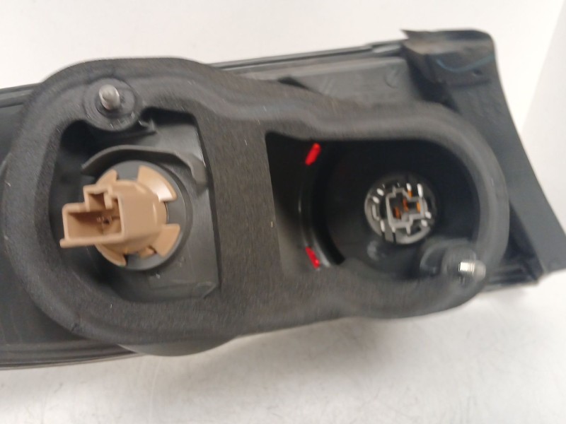 Recambio de piloto trasero derecho para mazda 6 berlina (gg) 2.0 diesel cat referencia OEM IAM   