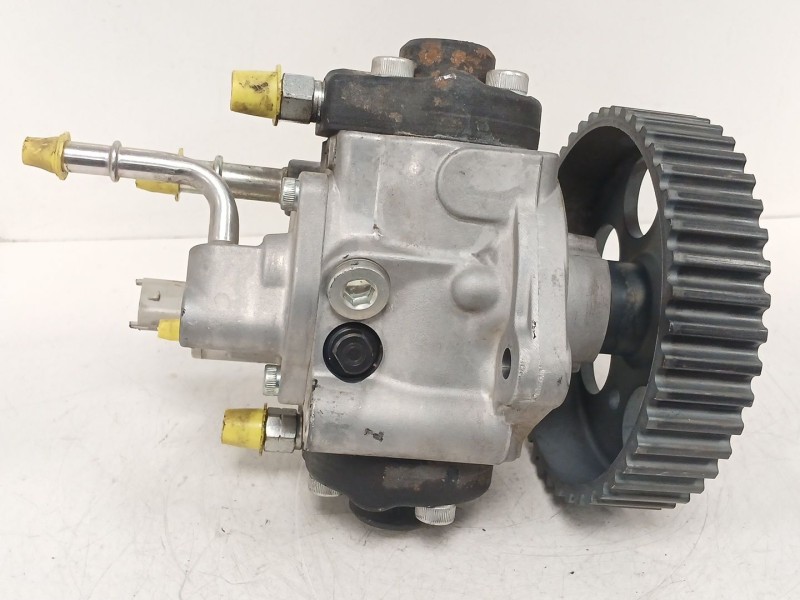 Recambio de bomba inyeccion para opel astra j (p10) 1.7 cdti (68) referencia OEM IAM 55586499 2940001003 