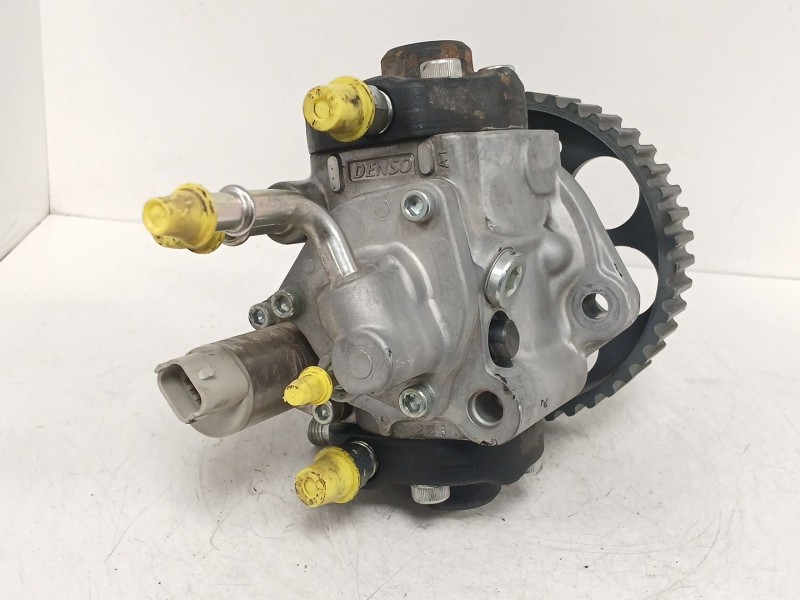 Recambio de bomba inyeccion para opel astra j (p10) 1.7 cdti (68) referencia OEM IAM 55586499 2940001003 