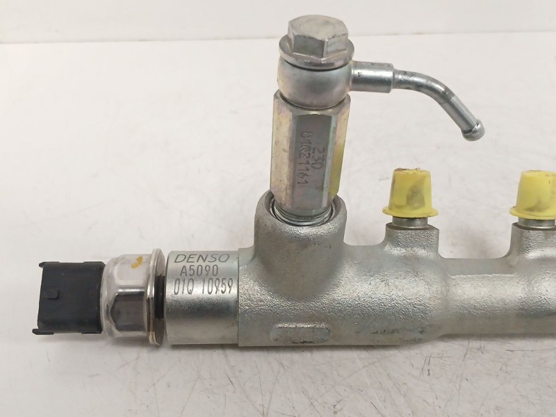 Recambio de rampa inyectora para opel astra j (p10) 1.7 cdti (68) referencia OEM IAM A5090 01Q10959 