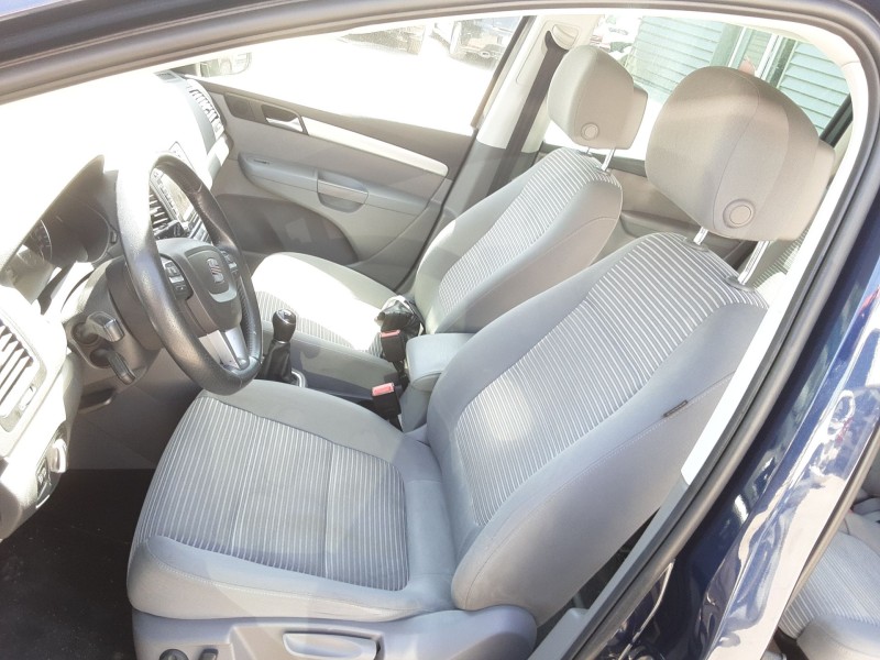 seat alhambra (710, 711) del año 2013