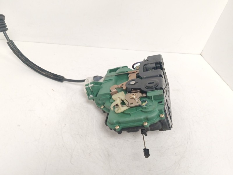 Recambio de motor cierre centralizado trasero izquierdo para volkswagen golf iv berlina (1j1) 1.9 tdi referencia OEM IAM   