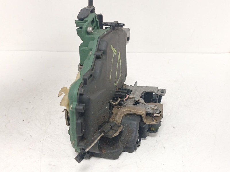 Recambio de motor cierre centralizado trasero derecho para volkswagen golf iv berlina (1j1) 1.9 tdi referencia OEM IAM   