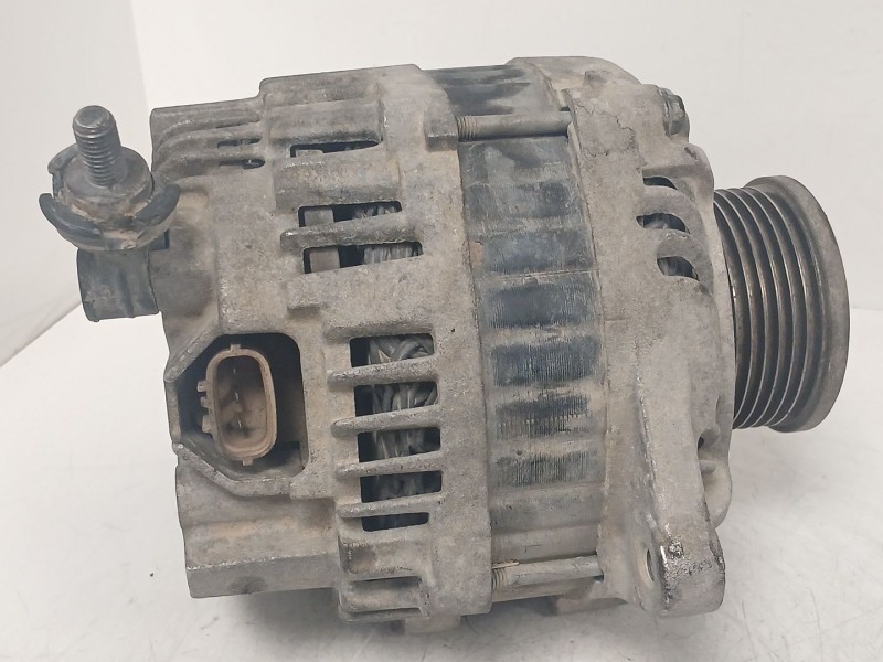 Recambio de alternador para nissan pathfinder iii (r51) 2.5 dci 4wd referencia OEM IAM   