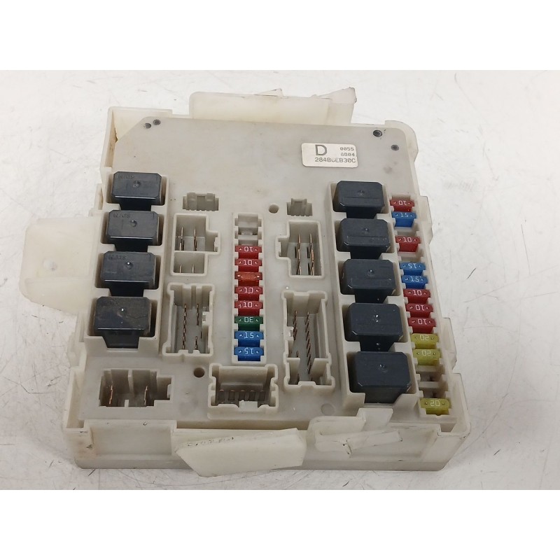 Recambio de caja reles / fusibles para nissan pathfinder iii (r51) 2.5 dci 4wd referencia OEM IAM 284B6EB30C  