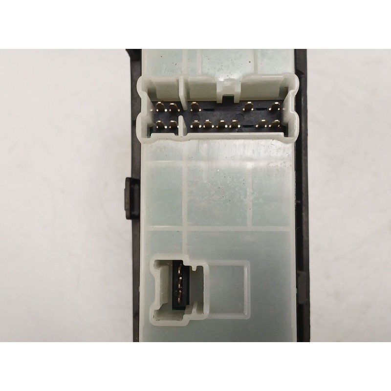 Recambio de mando elevalunas delantero izquierdo para nissan pathfinder iii (r51) 2.5 dci 4wd referencia OEM IAM   
