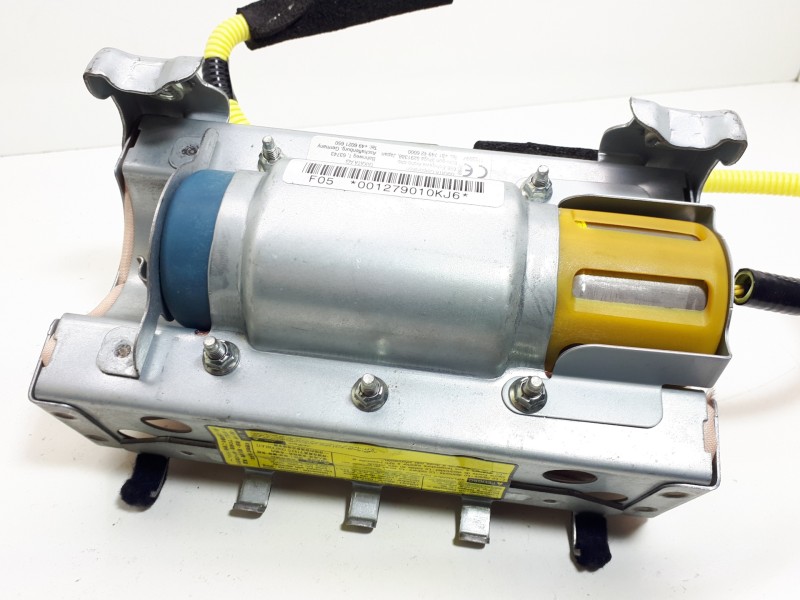 Recambio de airbag delantero derecho para toyota auris luna+ referencia OEM IAM 0080P1150037 TKPAB0033 001279010KJ6