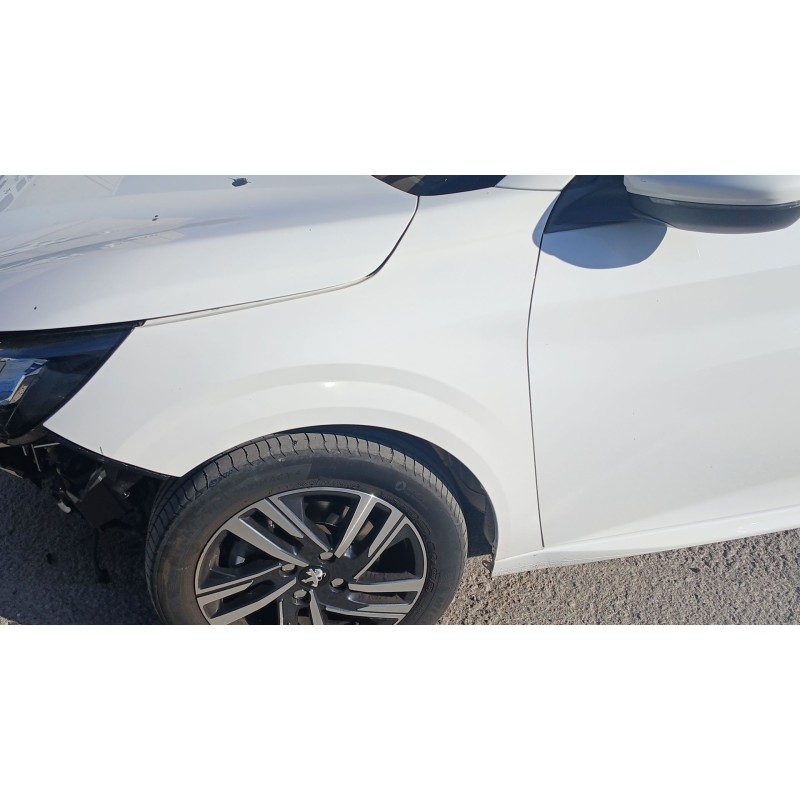 Recambio de aleta delantera izquierda para peugeot 208 ii (ub_, up_, uw_, uj_) 1.2 puretech 100 referencia OEM IAM   