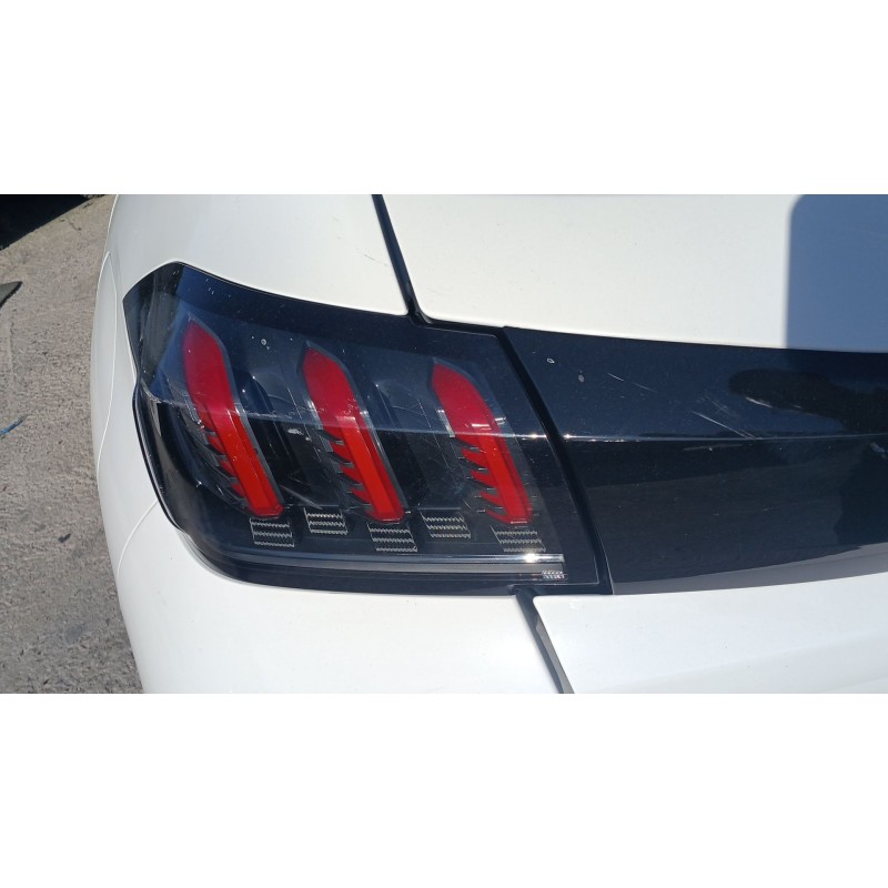 Recambio de piloto trasero izquierdo para peugeot 208 ii (ub_, up_, uw_, uj_) 1.2 puretech 100 referencia OEM IAM   