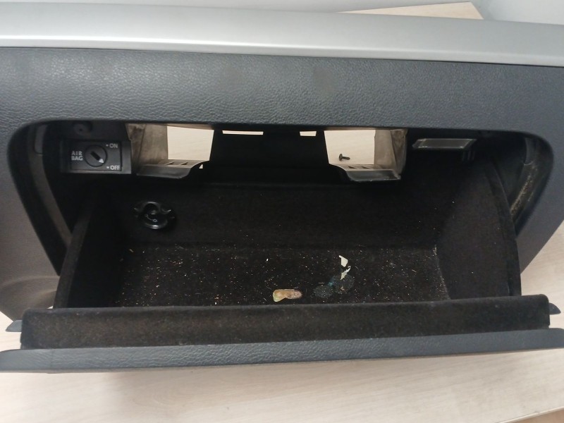 Recambio de guantera para volkswagen golf vi (5k1) 2.0 tdi referencia OEM IAM   