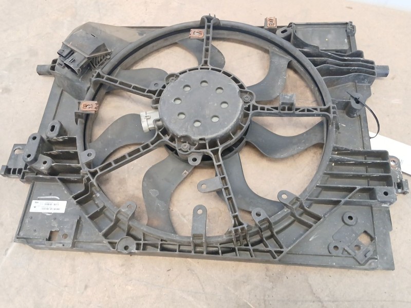 Recambio de electroventilador para renault captur ii (hf_) tce 155 (hfmn) referencia OEM IAM 214810411R  
