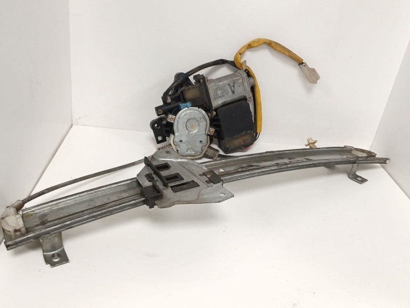 Recambio de elevalunas delantero izquierdo para mitsubishi galant berlina (ea0) 2.0 turbodiesel cat referencia OEM IAM 062020003