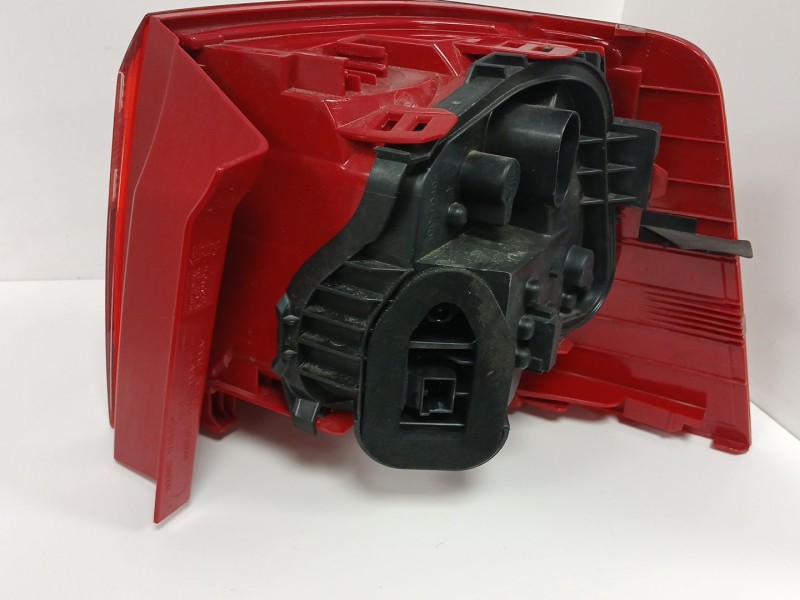 Recambio de piloto trasero izquierdo para seat alhambra (710, 711) 2.0 tdi referencia OEM IAM 90007826  