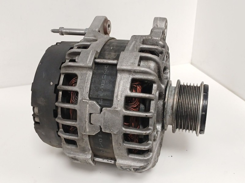 Recambio de alternador para seat alhambra (710, 711) 2.0 tdi referencia OEM IAM 03L903024F 0125811027 